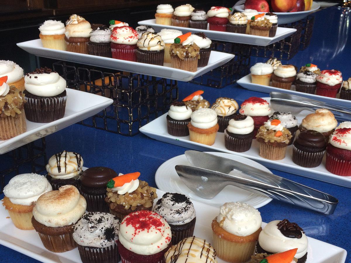 cupcakes-catering-sales-meeting-muffins-boston